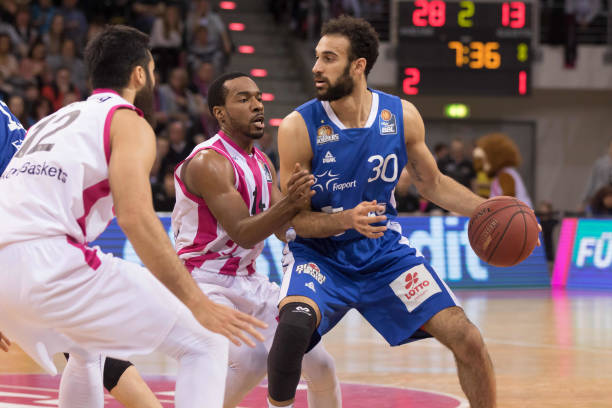 攻三区的站 攻三区的站