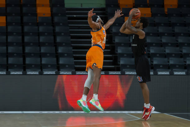 的投手驰骋 的投手驰骋